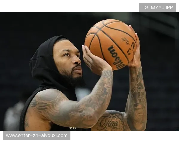 利拉德压哨助攻,开拓者全队嗨翻