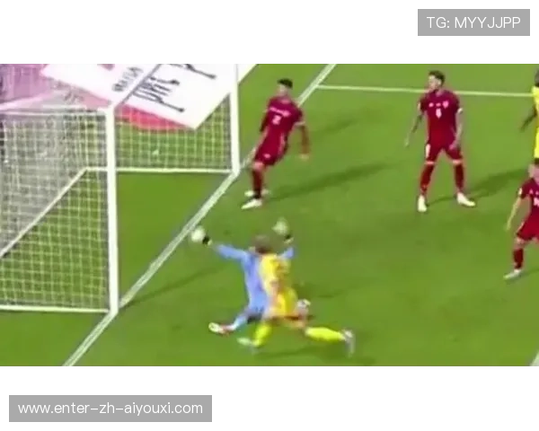 德布劳内插上传中形成绝杀瞬间 德布劳内插上传中形成绝杀瞬间